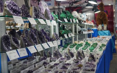 tucson-gem-show-amethyst-display