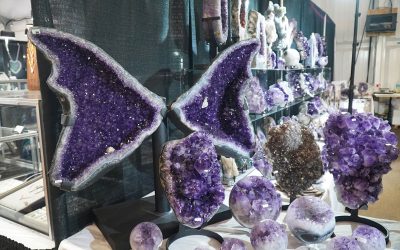 tucson-gem-show-amethyst-geodes